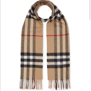 Burberry Classic Cashmere Scarf